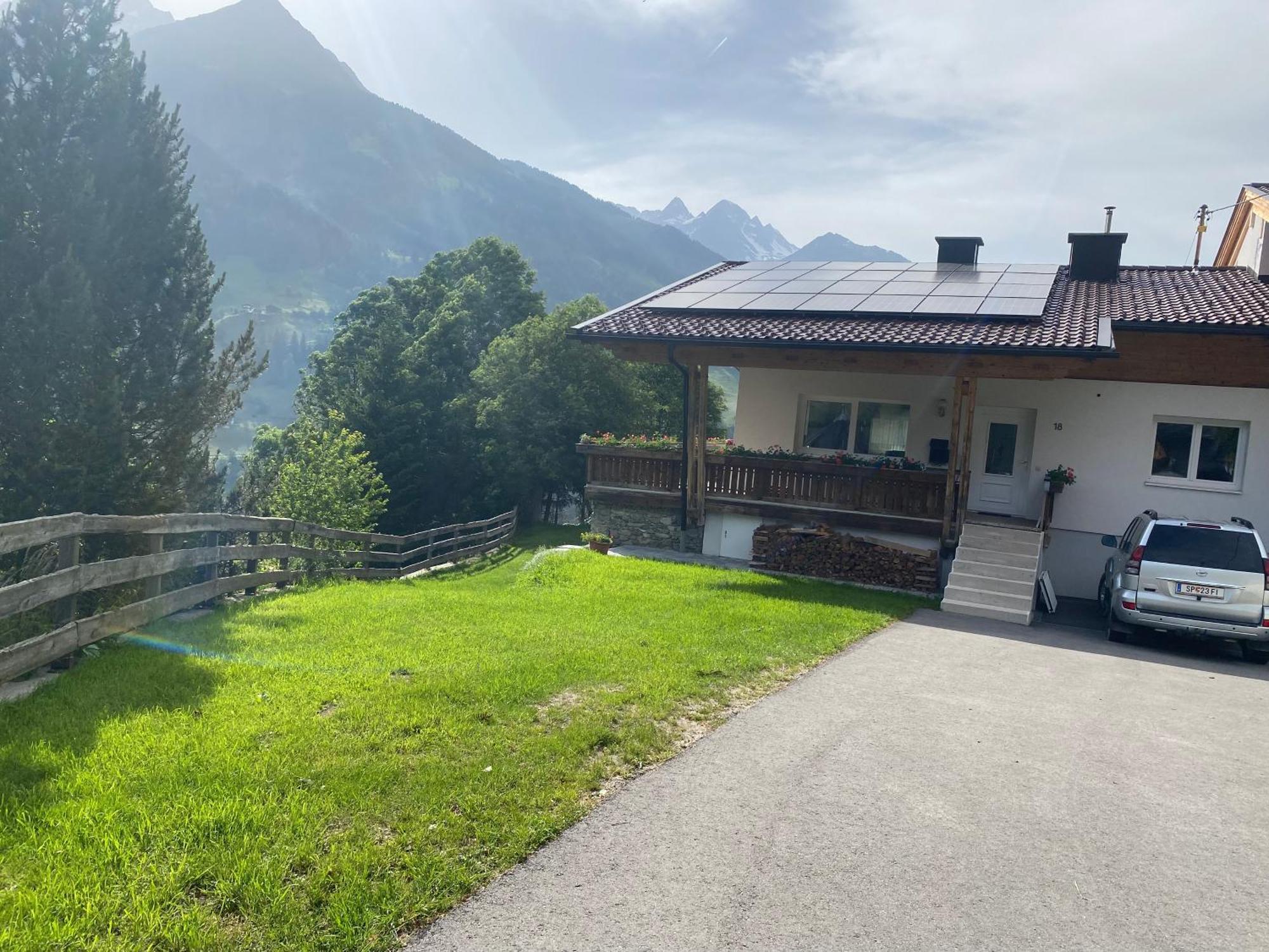 Nebenhaus Sagritzerwirt Bed & Breakfast Grosskirchheim Luaran gambar